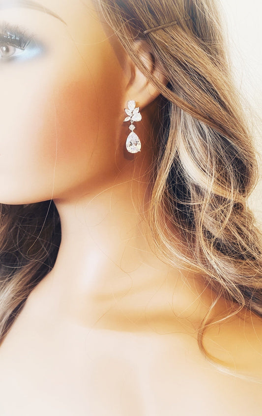 CZ Tear Drop Earrings Gift for Her, Dangle Earrings Silver Crystal Wedding Dangle Earrings