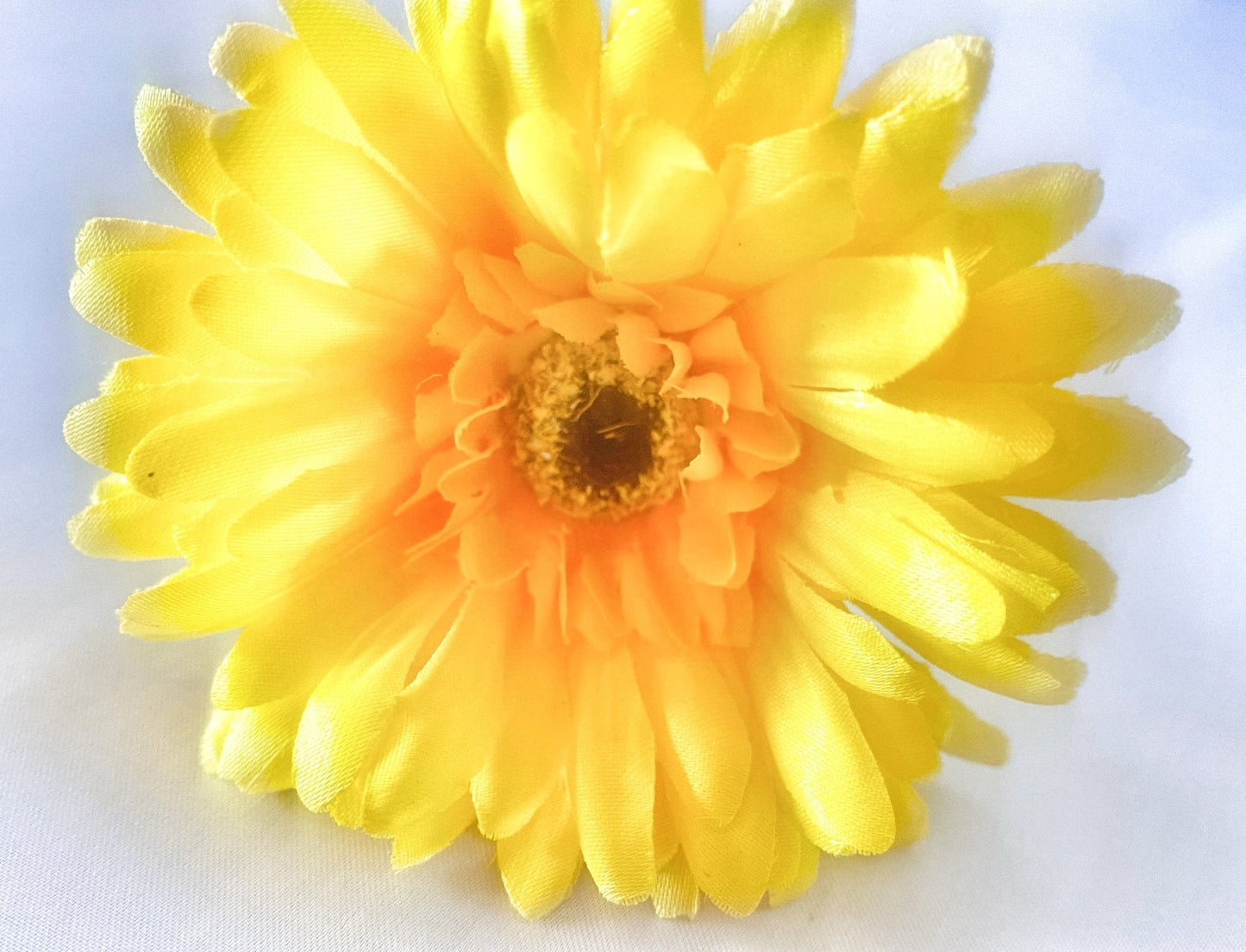Artificial Gerbera Flowers Yellow Faux Flowers, Fake Gerbera, Gerbera Daisy Flowers, Silk Spring Wedding.  Yellow Flowers, Gift for Her.