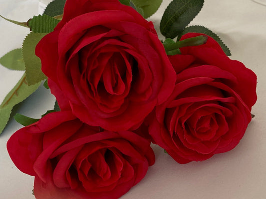 Artificial Roses, Red Rose, Artificial Flowers, Red Flowers, Flower Arranging, Wedding Flowers, Flowers Gift for Her, Home Decor