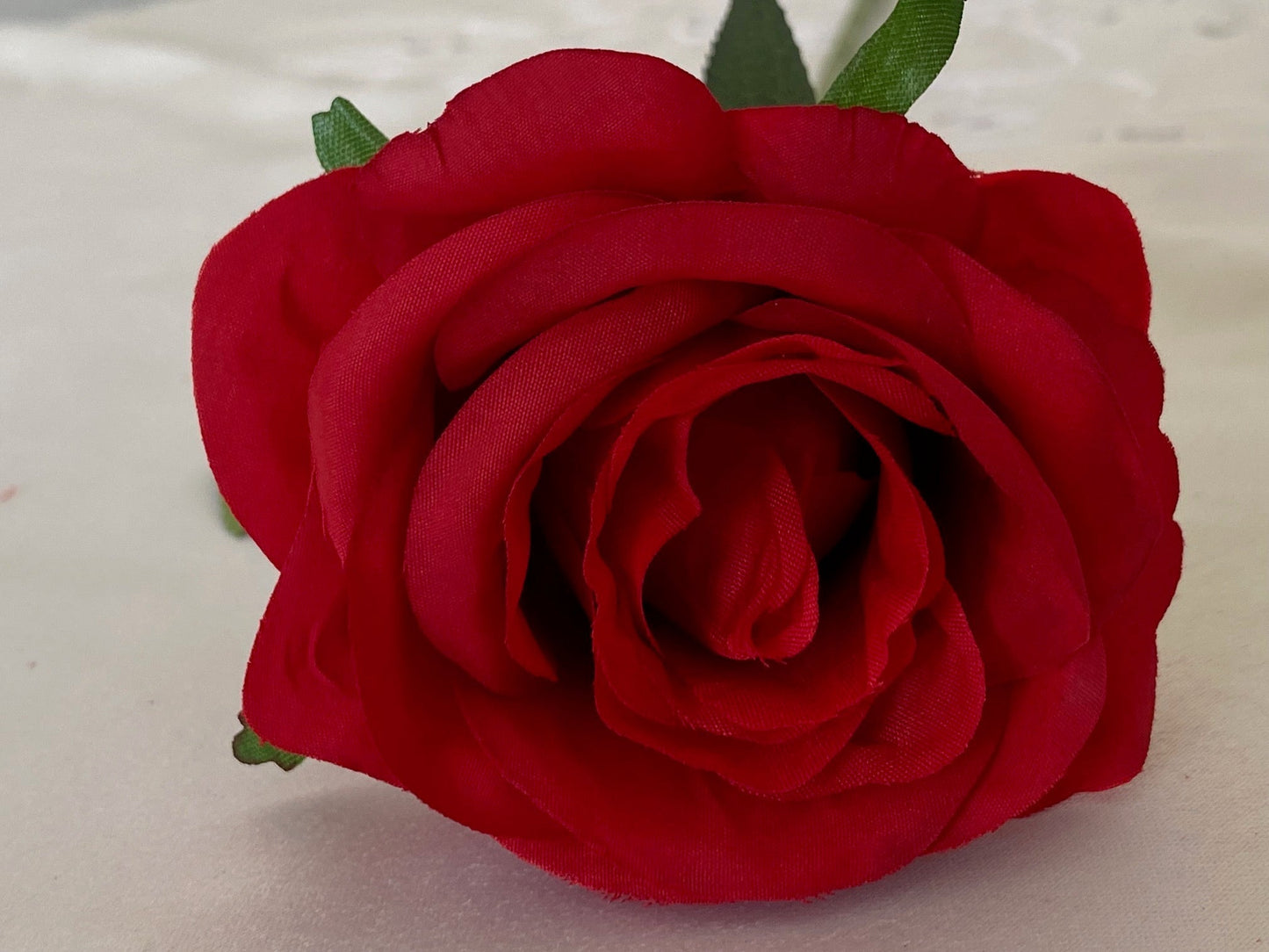 Artificial Roses, Red Rose, Artificial Flowers, Red Flowers, Flower Arranging, Wedding Flowers, Flowers Gift for Her, Home Decor