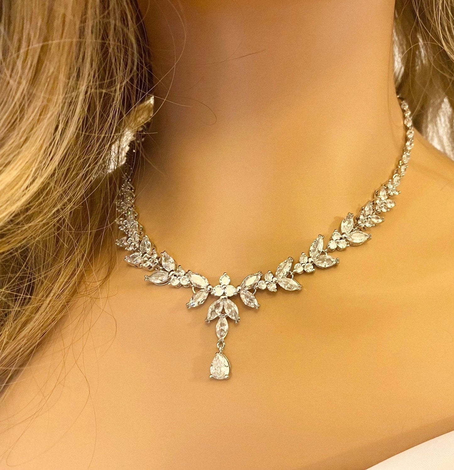 Crystal CZ Bridal Necklace Set, Jewellery Gift for Her. Wedding Necklace, Droplet Earrings, Bracelet Flower Design Silver