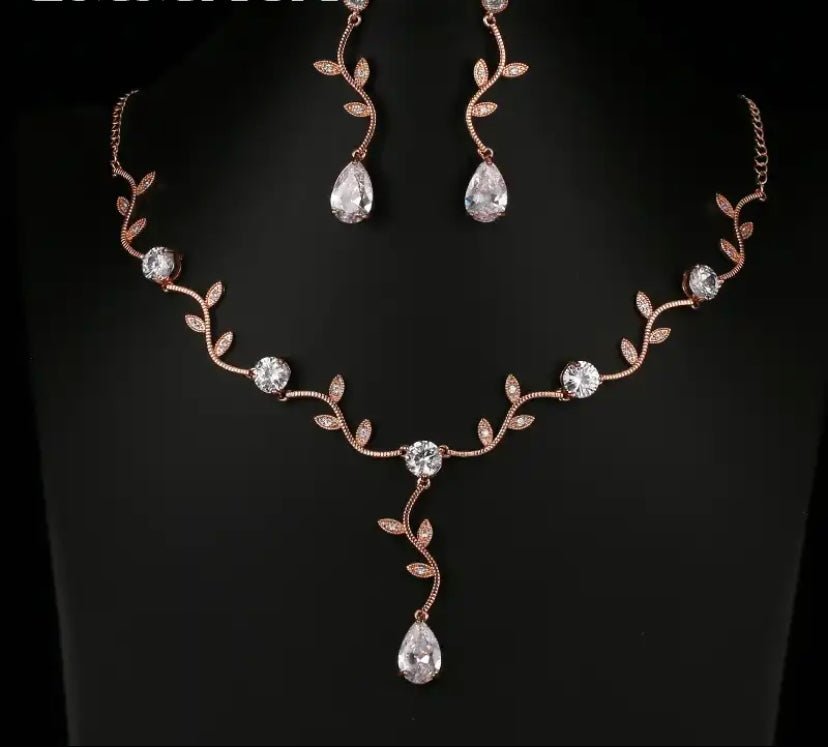 Crystal Bridal Necklace Earrings Jewellery Gift for Her. Cubic Zirconia Wedding Jewellery Set Simple Droplet Earrings in Silver, Gold & Rose Gold