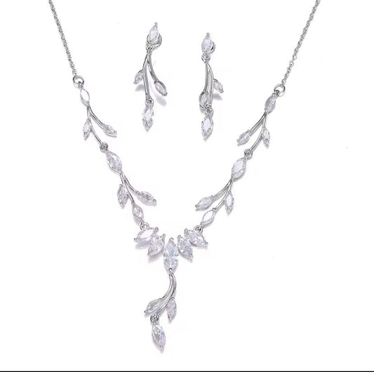 Crystal Wedding Jewellery Set Gift for Her. CZ Silver Bridal Necklace Droplet Earrings Leaf Design