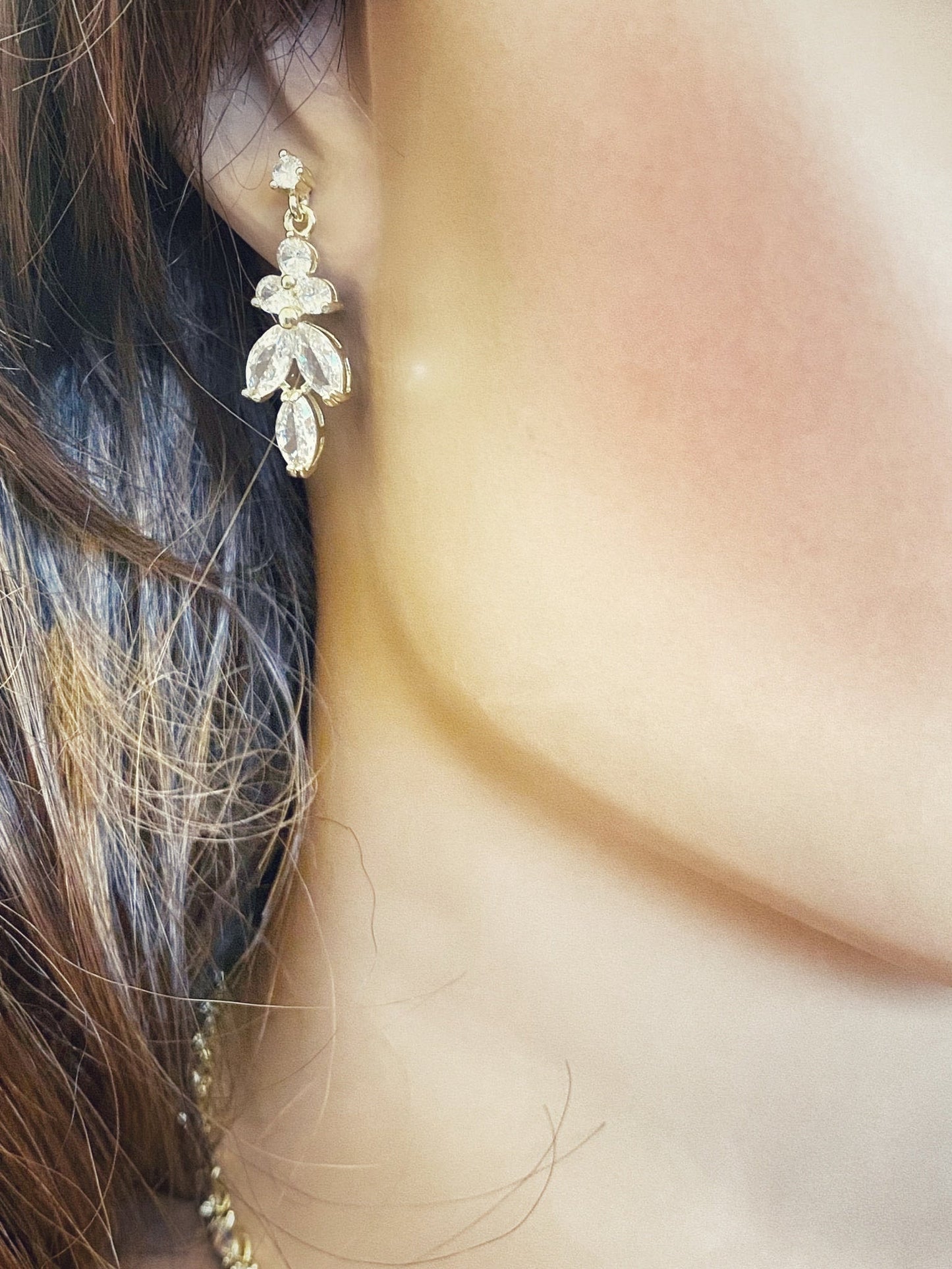 CZ Dangle Earrings Gift for Her, Bridal Drop Earrings, Silver or Gold Crystal Wedding Earrings