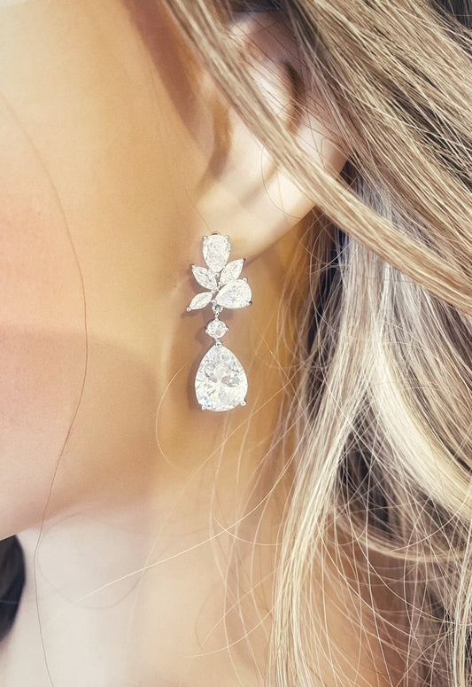 CZ Tear Drop Earrings Gift for Her, Dangle Earrings Silver Crystal Wedding Dangle Earrings