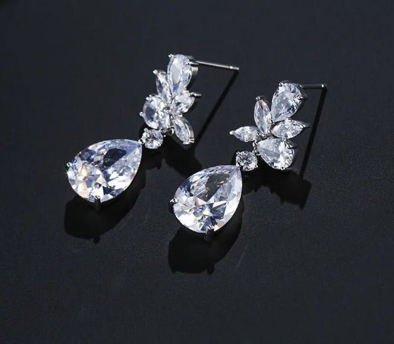 CZ Tear Drop Earrings Gift for Her, Dangle Earrings Silver Crystal Wedding Dangle Earrings